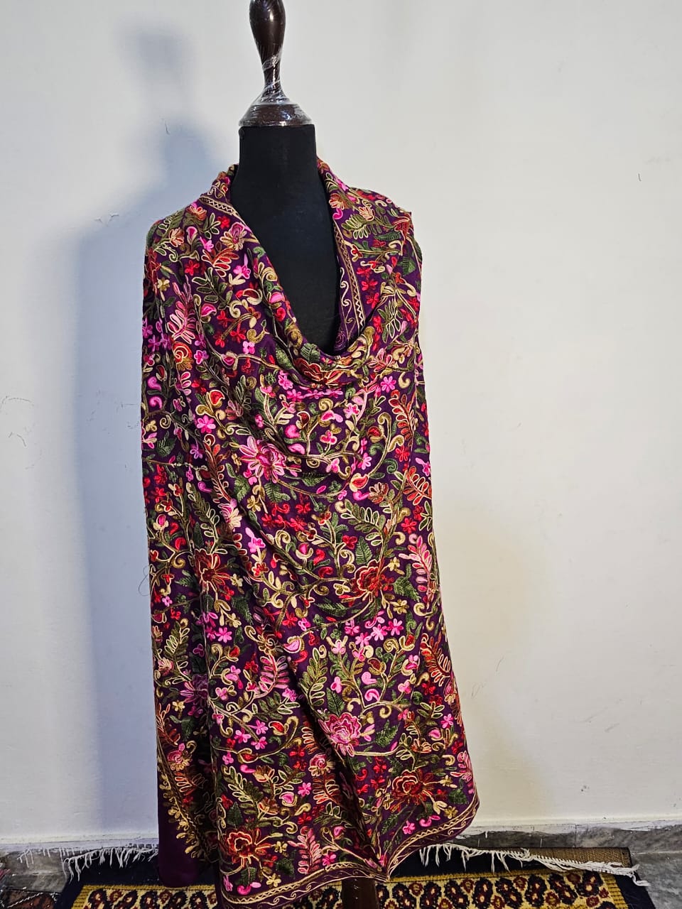 Gulabkar (Aari)Big Shawl