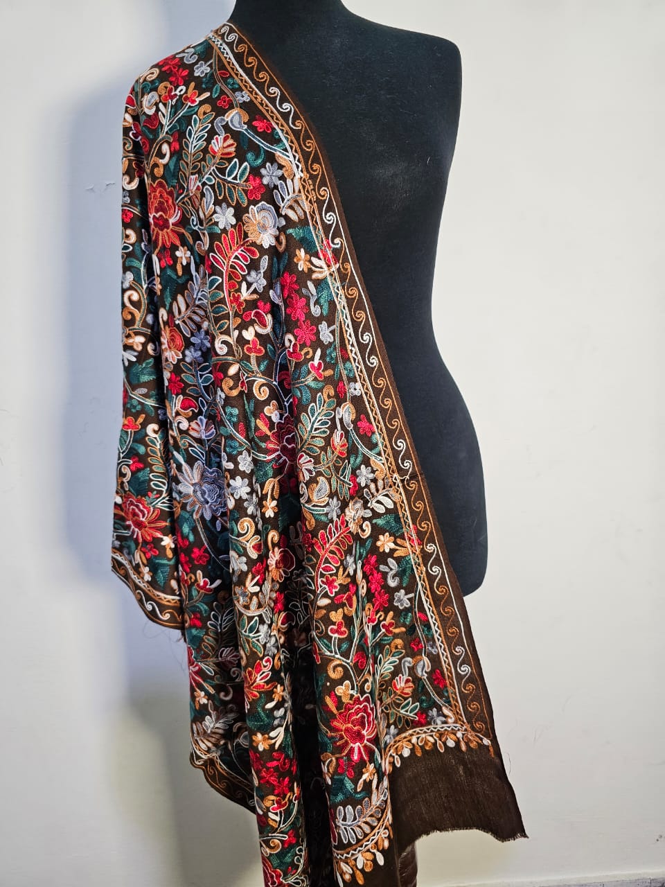 Gulabkar (Aari) Mini Shawl