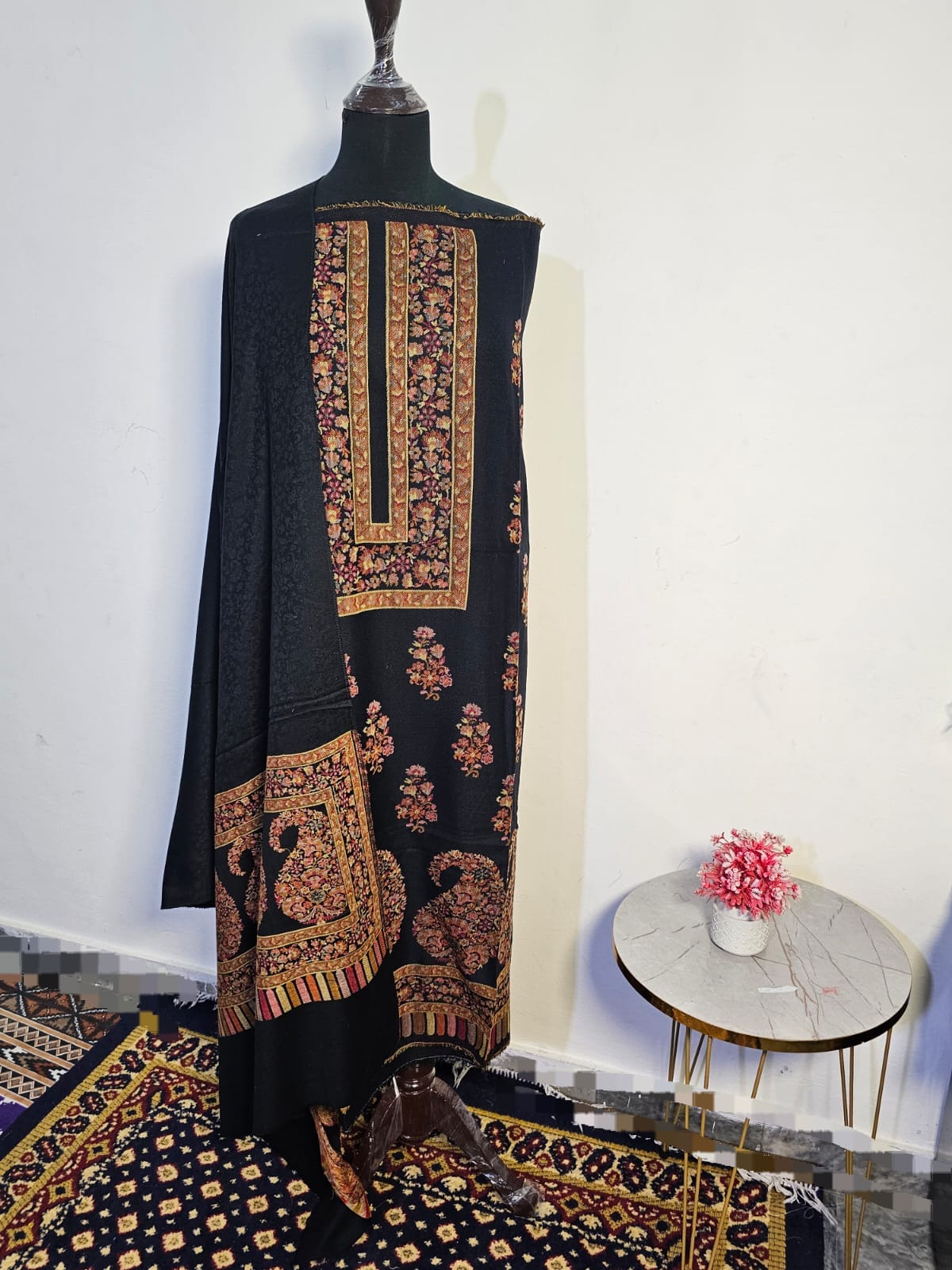 Kani Unstitched Pashmina 3pc Suit