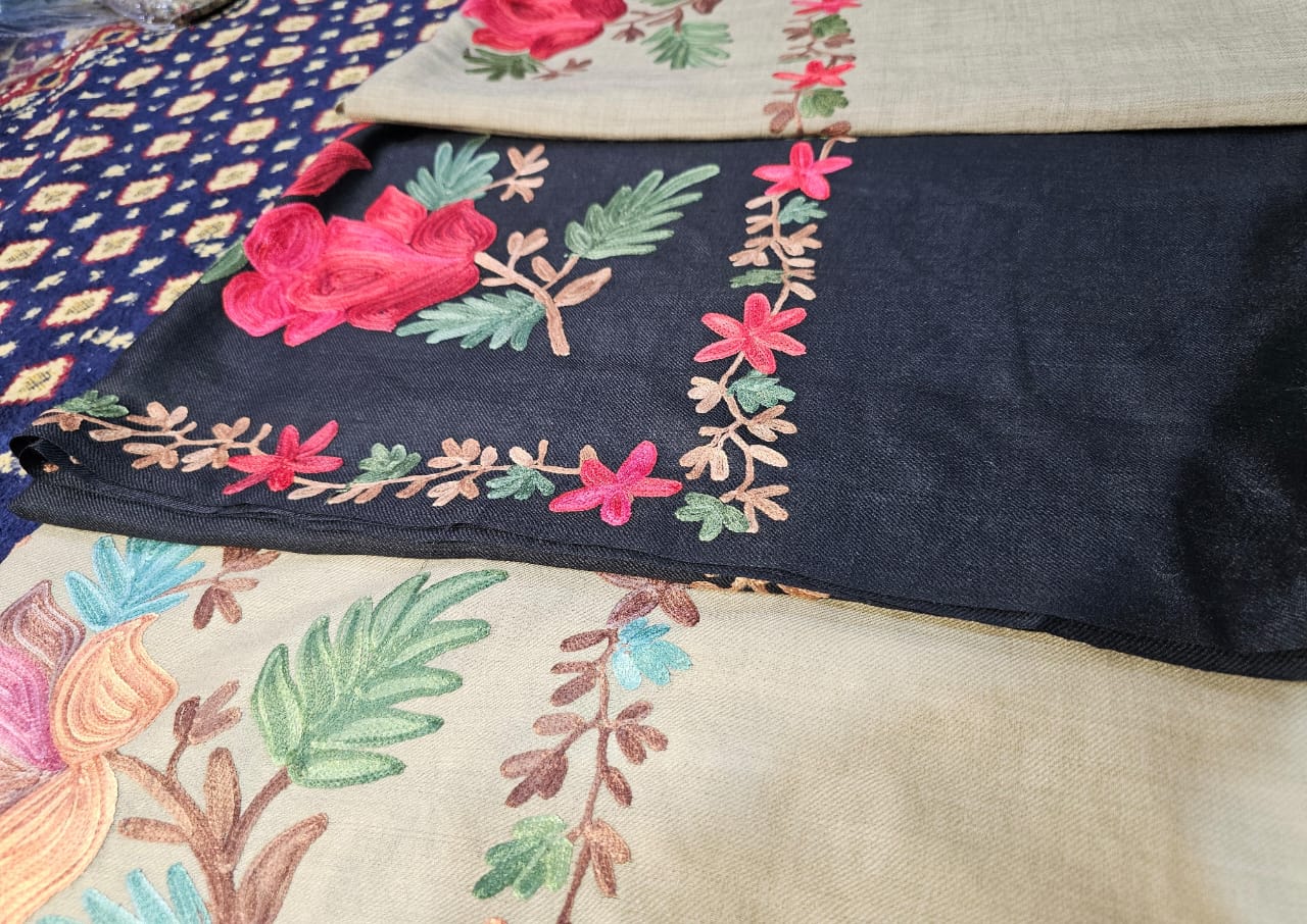 Gulabkar Big Shawl