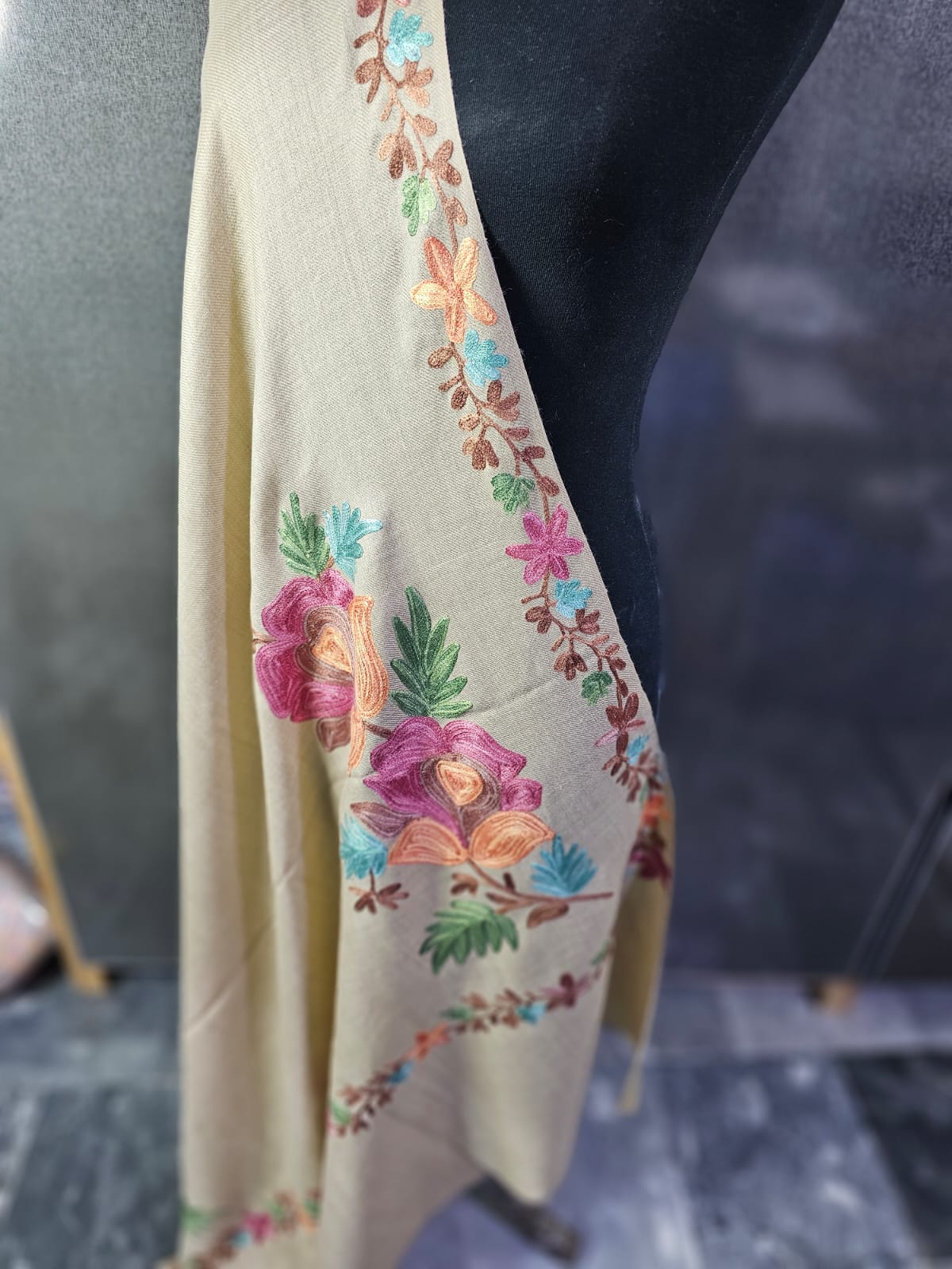 Gulabkar Big Shawl