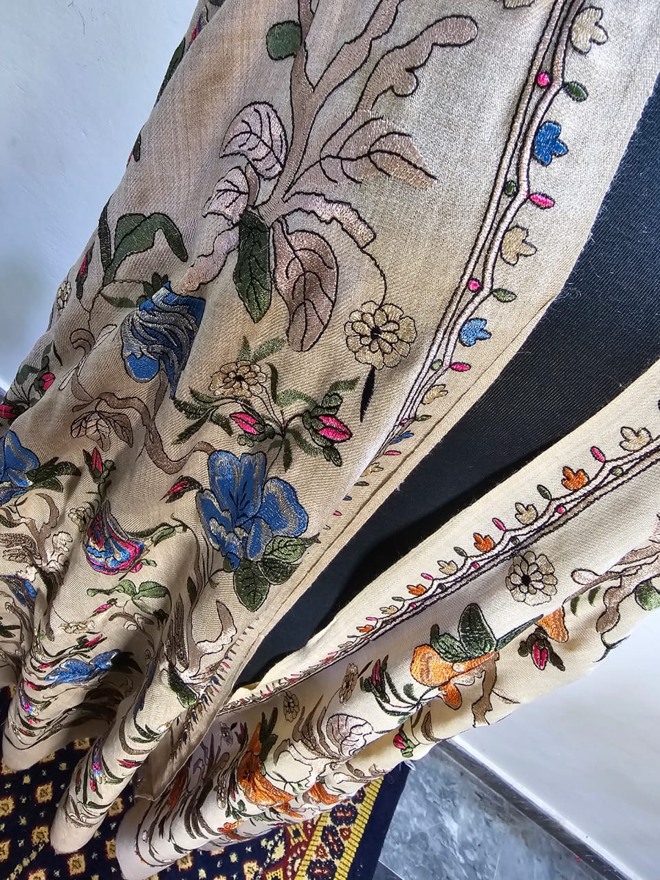 Gulabkar Big Shawl