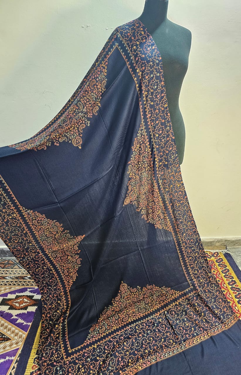 Kashmiri Hand-Made Shawl (Taj Design)