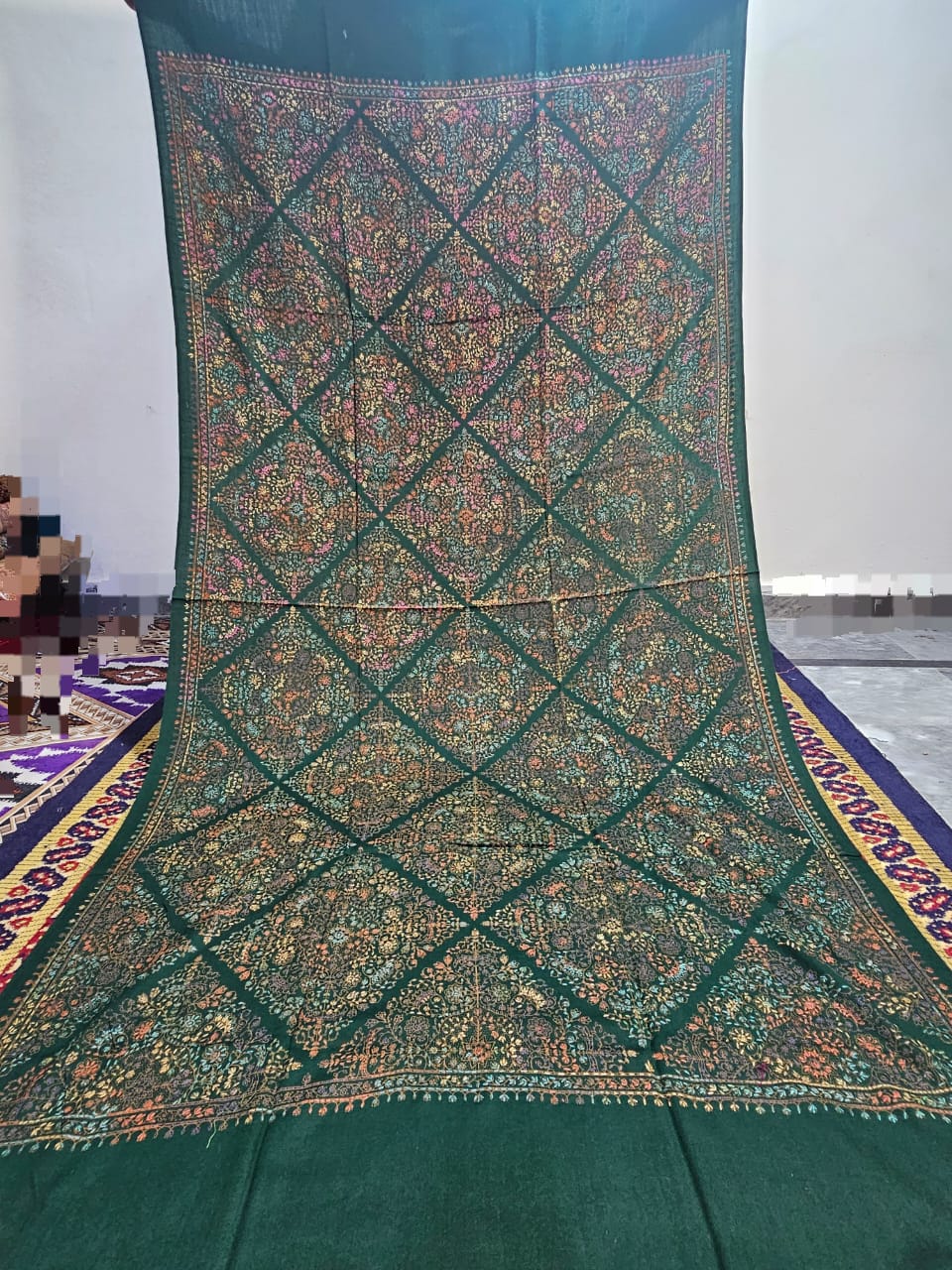 Kashmiri Hand-Made Shawl (Jaal Design)