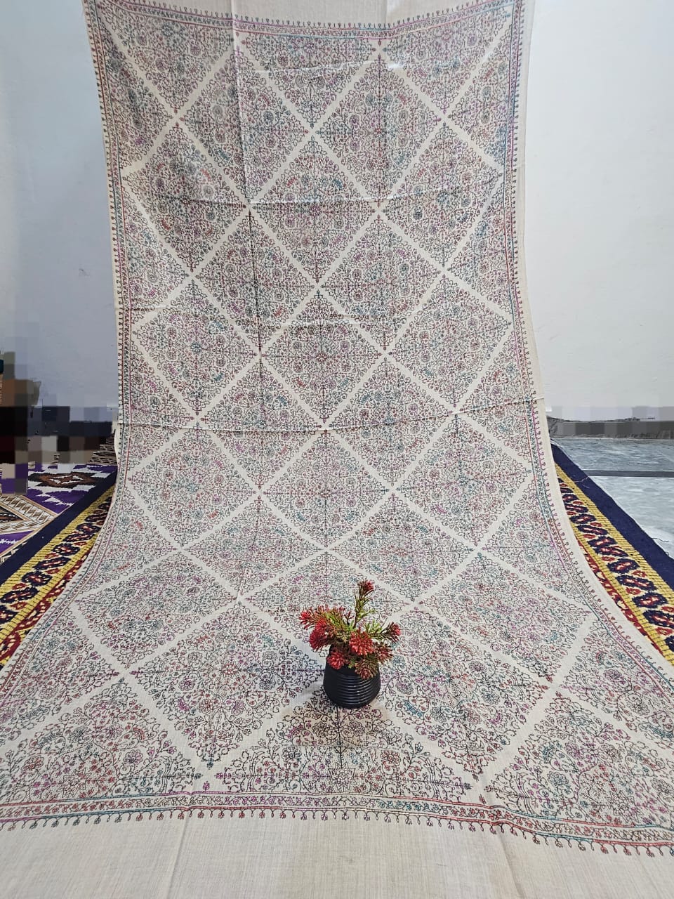 Kashmiri Hand-Made Shawl (Jaal Design)