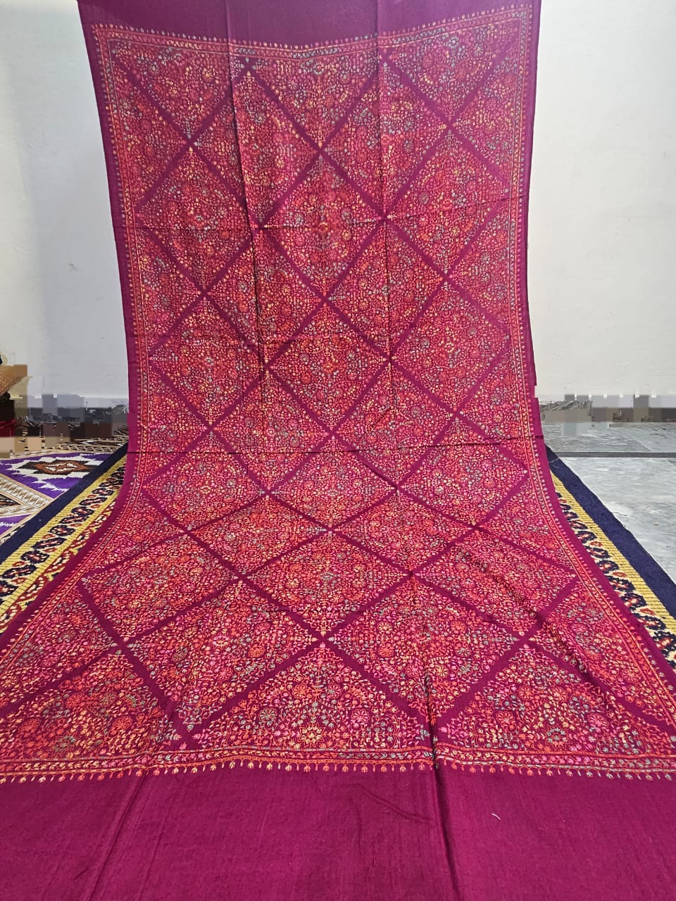 Kashmiri Hand-Made Shawl (Jaal Design)