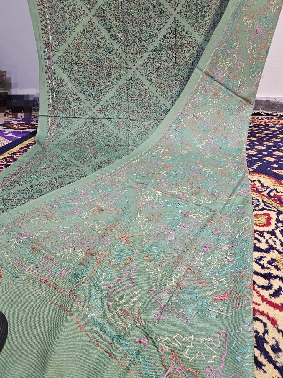 Kashmiri Hand-Made Shawl (Jaal Design)