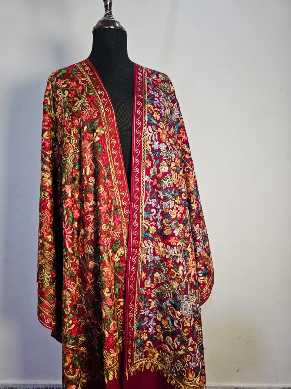 Gulabkar (Aari) Mini Shawl