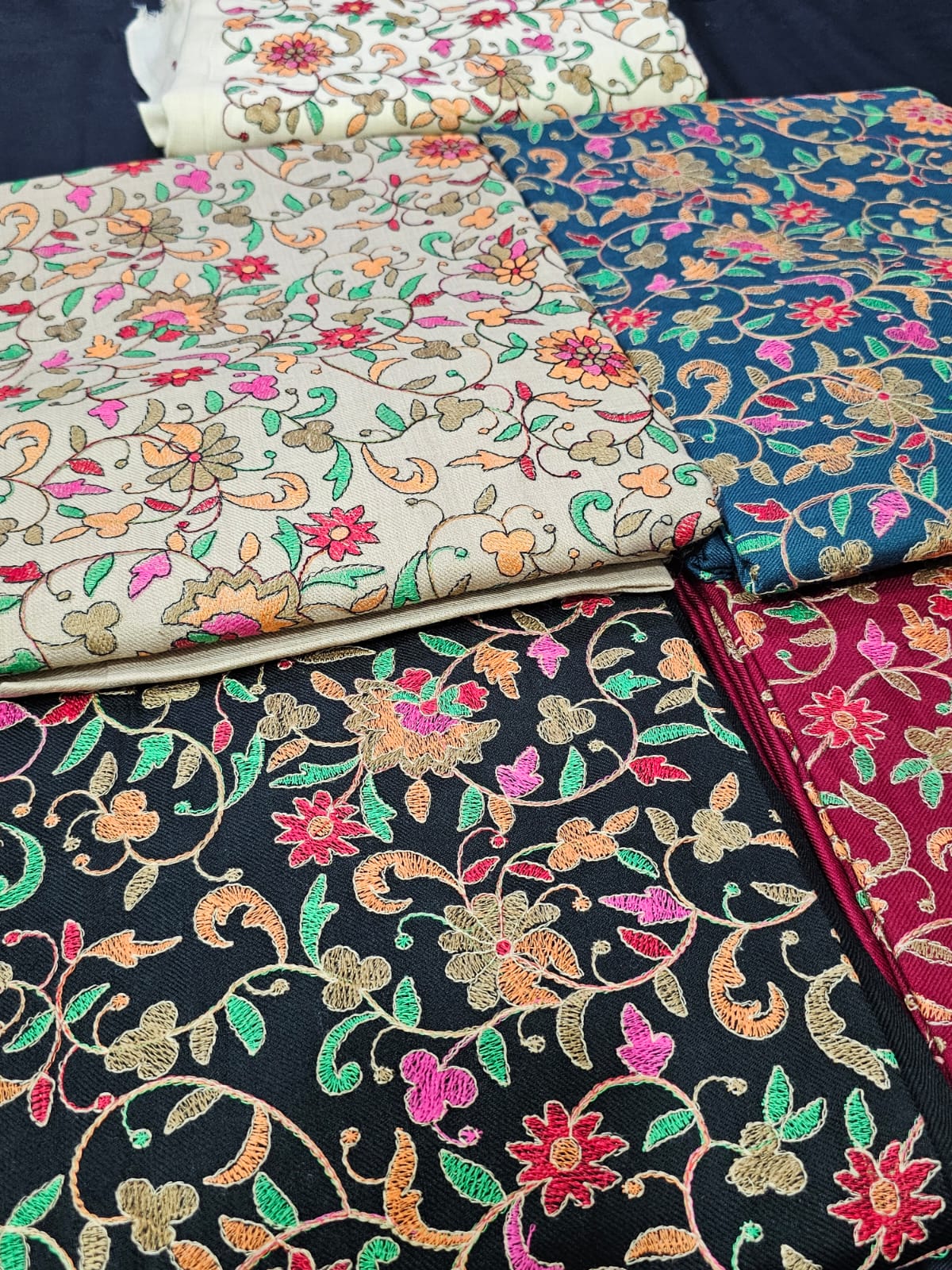Paper Machi Unstitched 3pc Pashmina Suits
