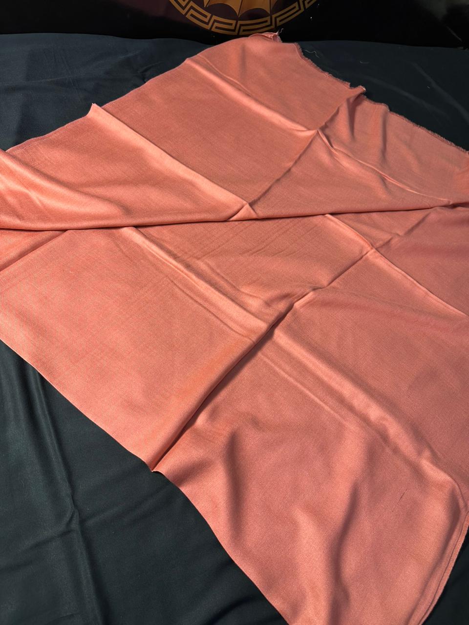 Luxury Pure Pashmina Shawl β Ultra Soft & Warm