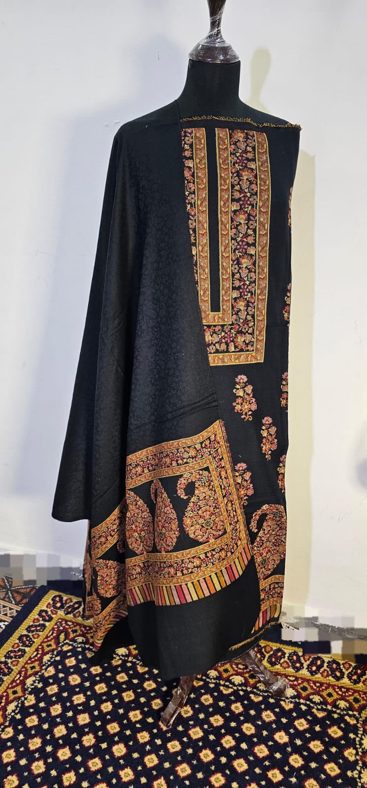 Kani Unstitched Pashmina 3pc Suit