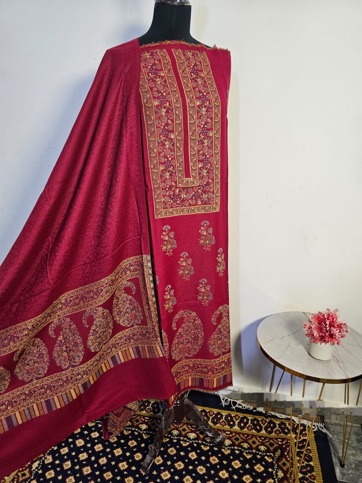 Kani Unstitched Pashmina 3pc Suit