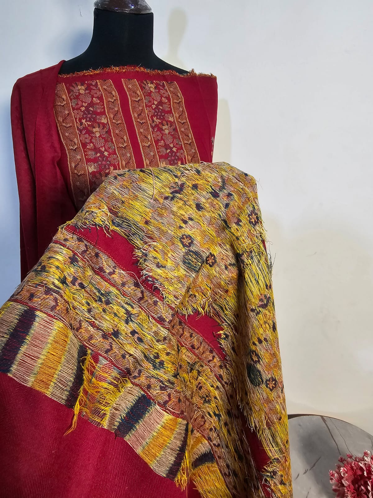 Kani Unstitched Pashmina 3pc Suit