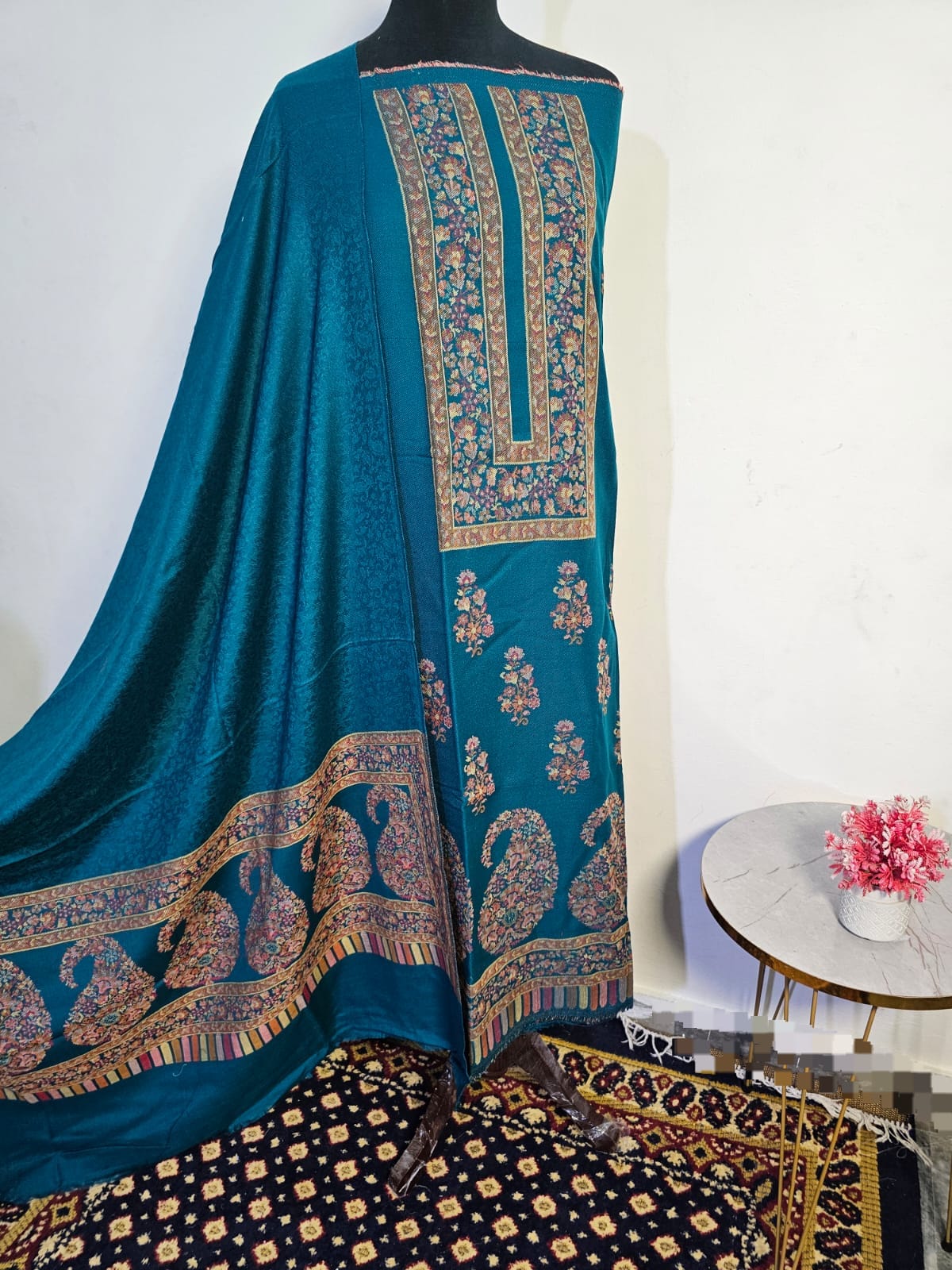 Kani Unstitched Pashmina 3pc Suit