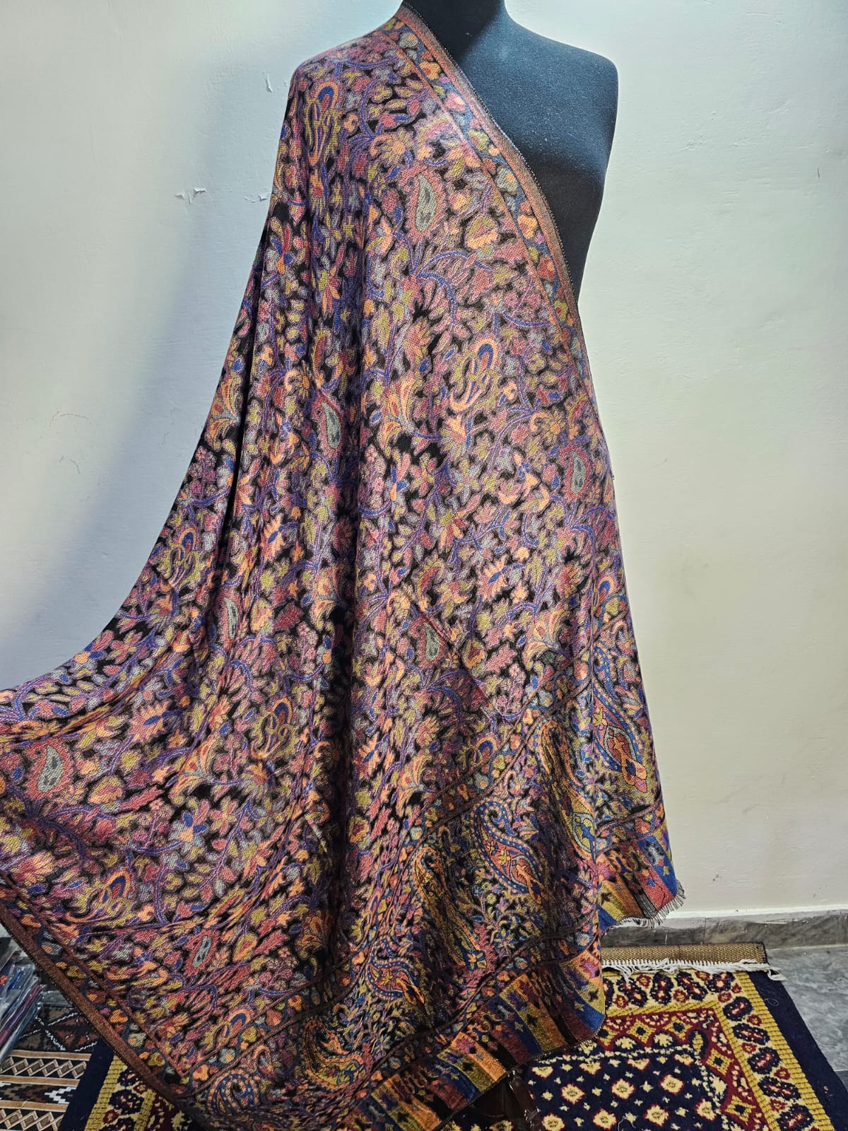 Big Kani Shawl