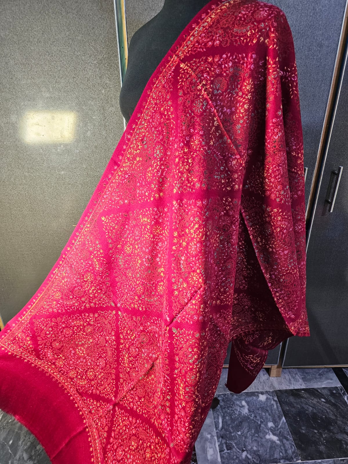 Kashmiri hand-made mini/half shawl