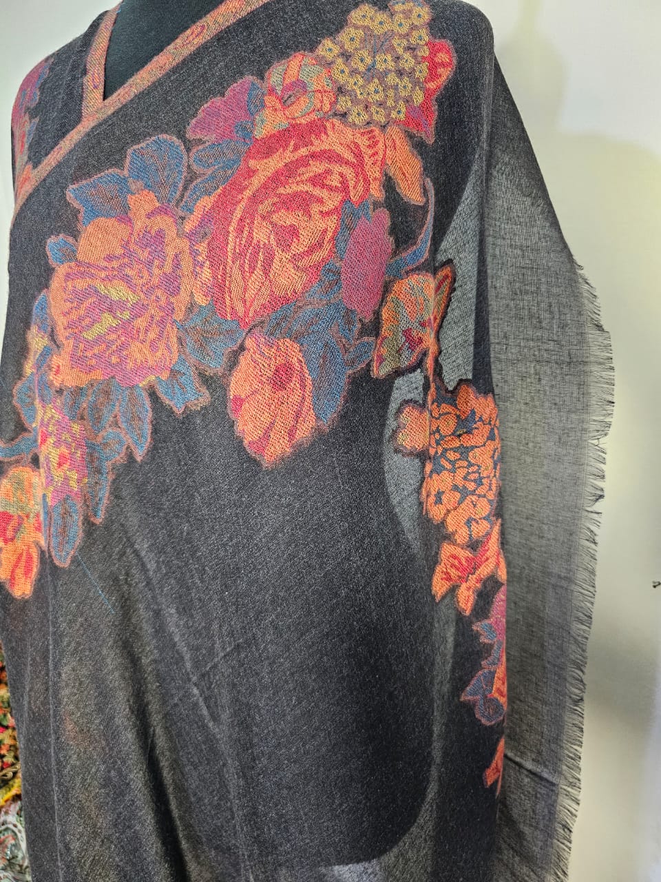 3D Kani Tosh Shawl