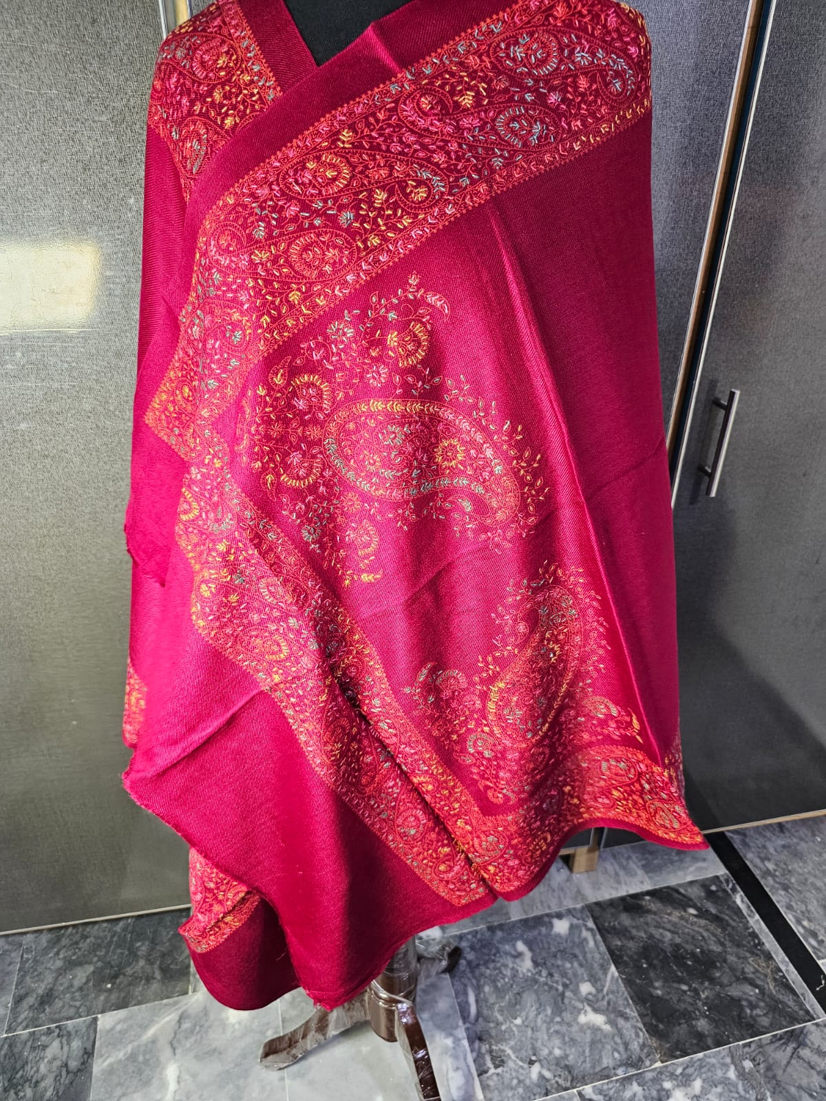 Kashmiri Hand-Made Mini/Half Shawl