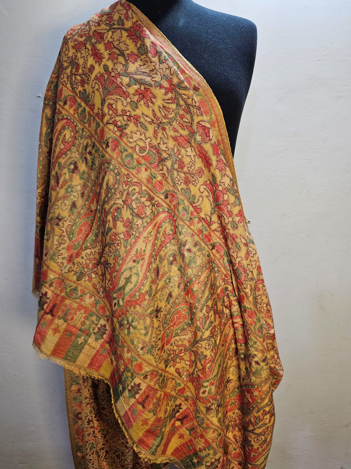 Big Kani Shawl