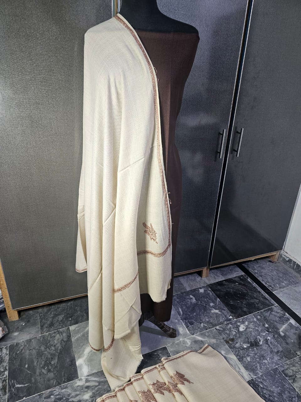 3pc Unstitched Kashmiri Suits