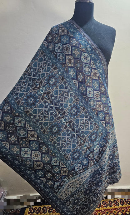 Kani Half Shawl