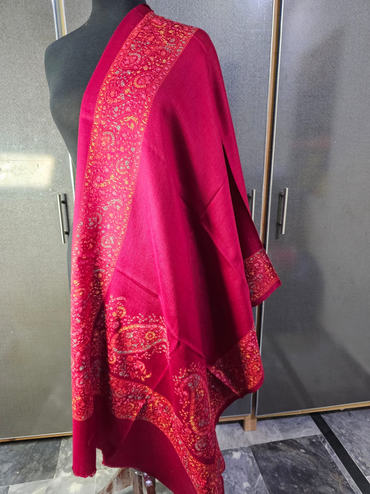 Kashmiri Hand-Made Mini/Half Shawl