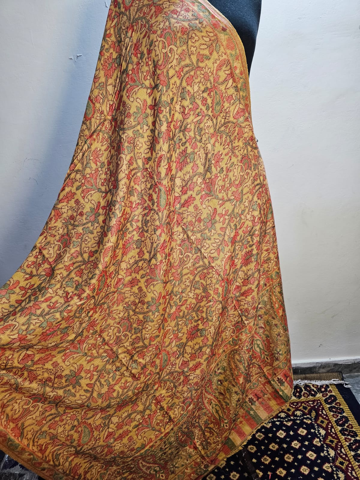 Big Kani Shawl