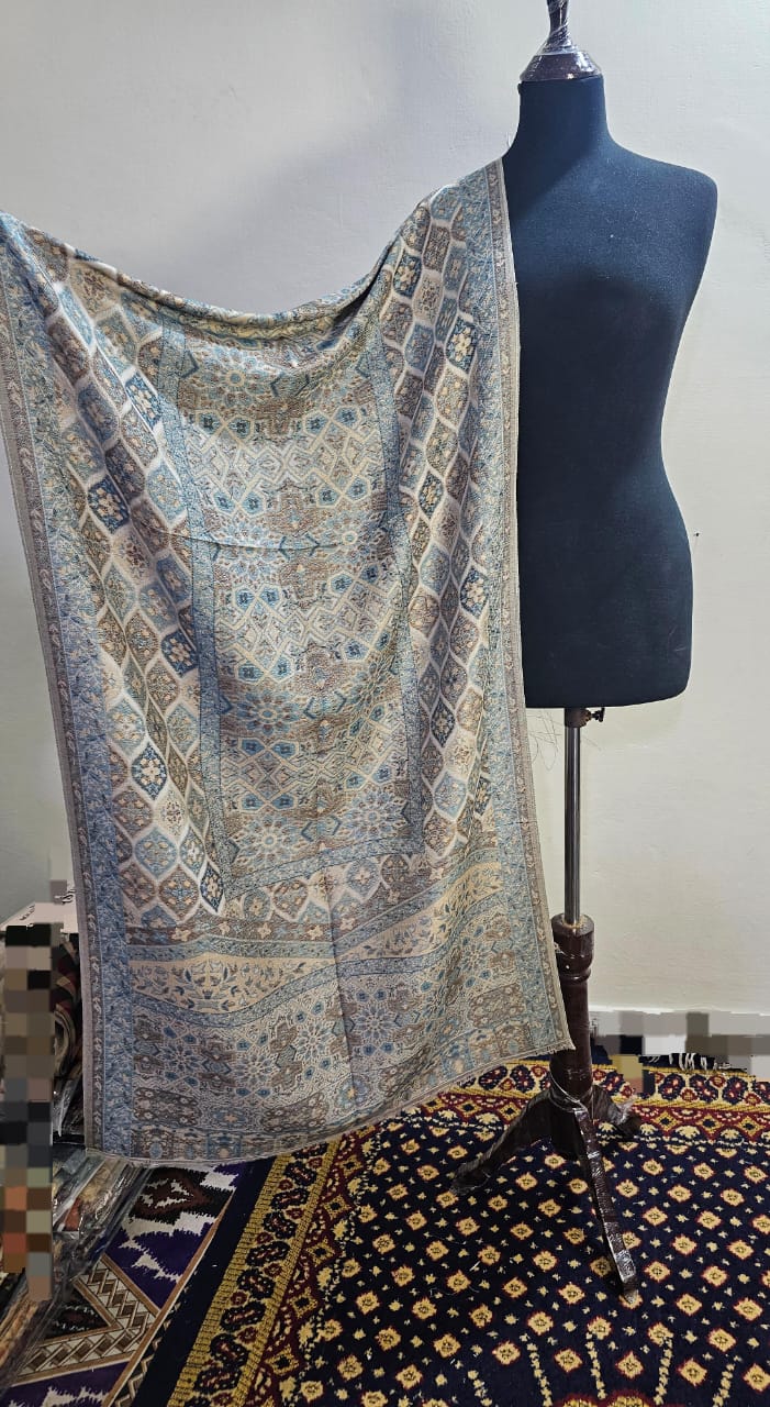 Kani Half Shawl